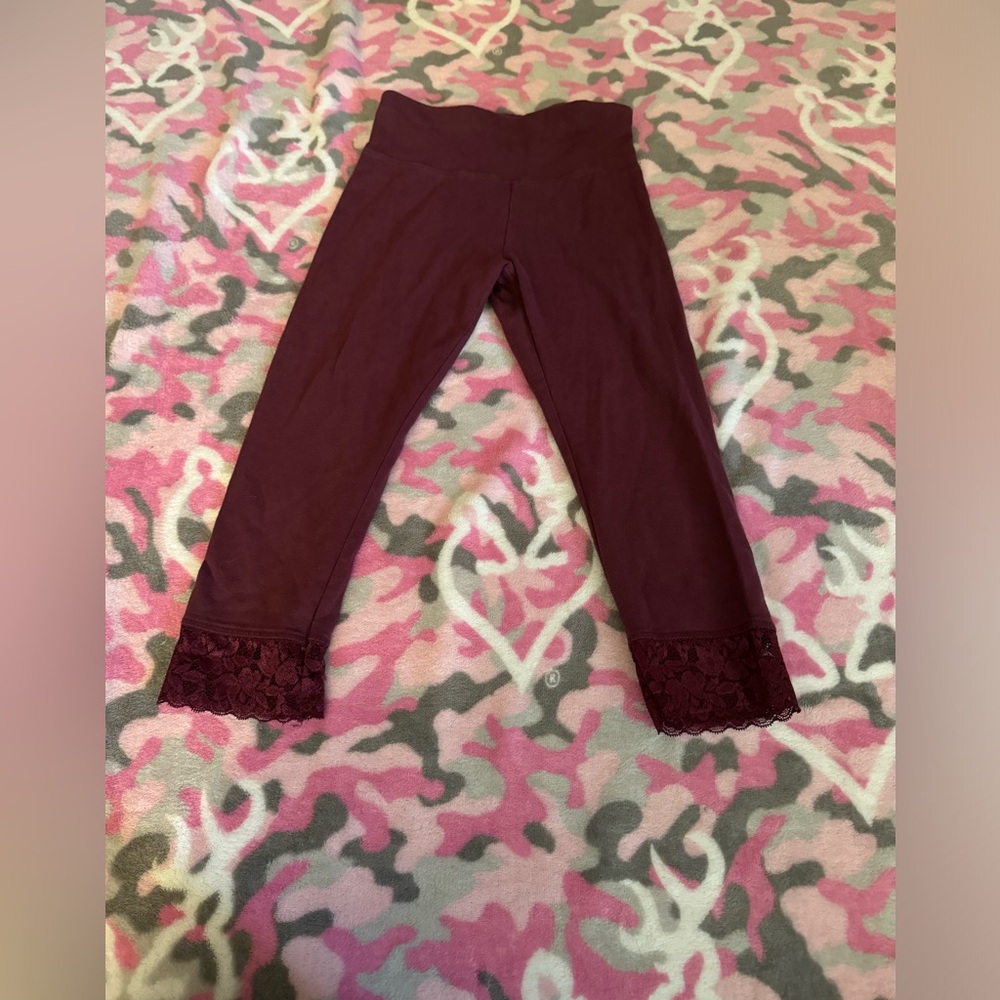 Lace trim leggings